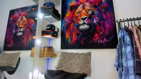 Kevin  online show from 10/14/25, 09:15