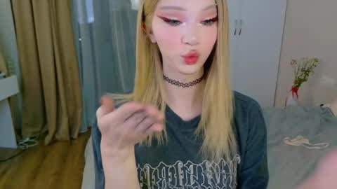 _paprika online show from 11/23/25, 06:52