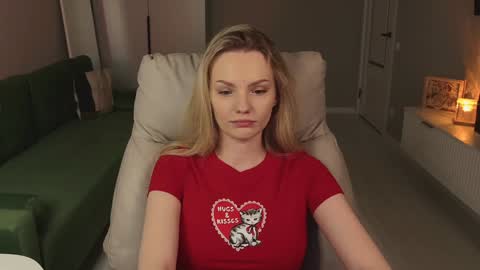 Snapshot of _passion_show_ chatting on 02/13/26, 02:24 Tina online show from 02/13/26, 02:24