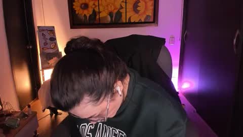 violeta ig  online show from 10/14/25, 03:18