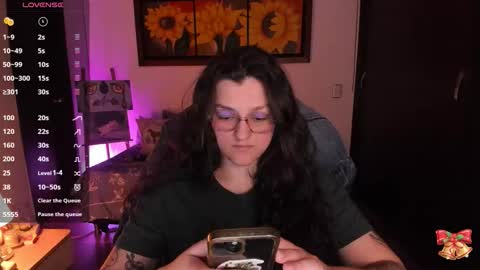 Snapshot of _peach__ chatting on 01/07/26, 04:04 violeta ig online show from 01/07/26, 04:04