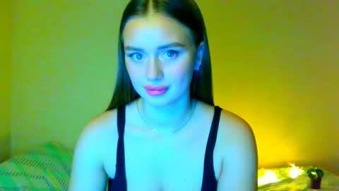 Snapshot of _peony_amazing1jess chatting on 12/22/25, 01:19 Jasminefeelings online show from 12/22/25, 01:19