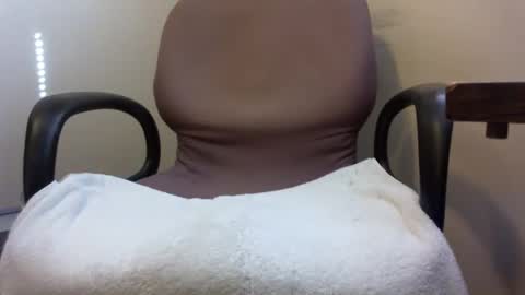 Snapshot of _pervin_ chatting on 01/25/25, 04:35 pervin online show from 01/25/25, 04:35