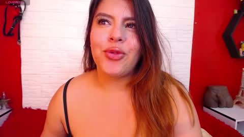 Laura online show from 12/18/25, 06:58