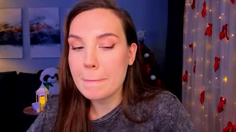 Snapshot of _pureflame_ chatting on 12/13/25, 08:25 Your soul mate Bubu online show from 12/13/25, 08:25