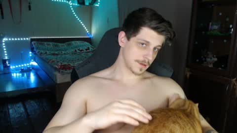 Snapshot of _purrari chatting on 12/28/24, 03:58 Vampire online show from 12/28/24, 03:58