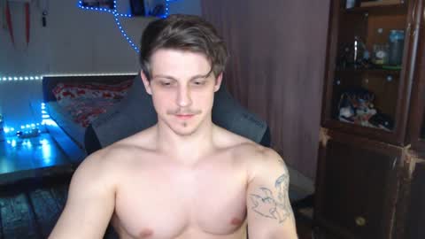 Snapshot of _purrari chatting on 02/07/25, 01:04 Vampire online show from 02/07/25, 01:04