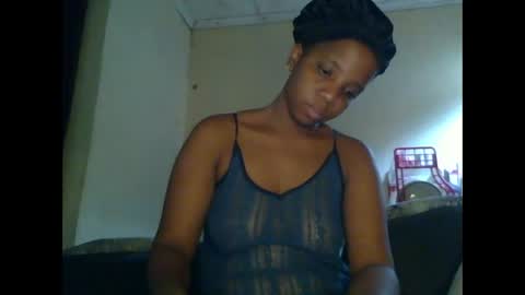 queen online show from 01/13/25, 05:12