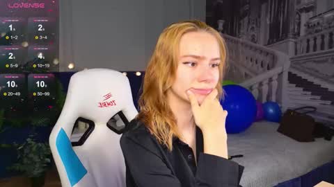 im Amy online show from 09/22/25, 06:04