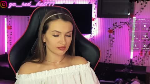 -RED HAT- online show from 04/10/26, 06:23