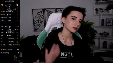 Rein online show from 09/23/25, 06:44