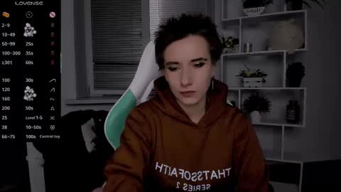 Rein online show from 10/13/25, 07:47