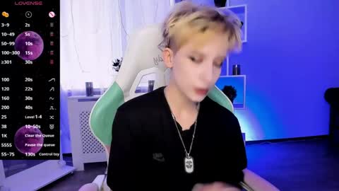 Rein online show from 04/19/26, 02:16