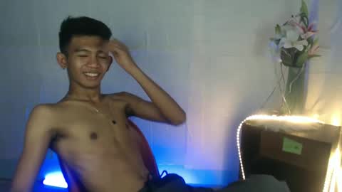 Snapshot of _rellvanxx chatting on 03/03/25, 07:06 _rellvanxx online show from 03/03/25, 07:06