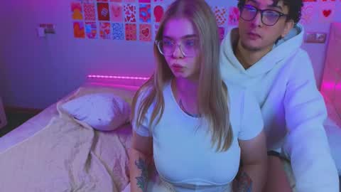 Snapshot of _reverse_gang_ chatting on 02/10/25, 06:42 LISSAPVT IS OPEN online show from 02/10/25, 06:42
