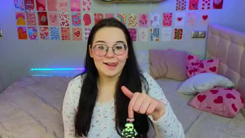 Snapshot of _reverse_gang_ chatting on 03/03/25, 09:37 LISSAPVT IS OPEN online show from 03/03/25, 09:37