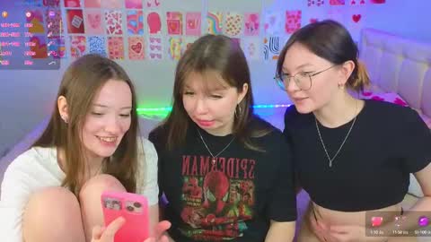 Snapshot of _reverse_gang_ chatting on 03/06/25, 06:26 LISSAPVT IS OPEN online show from 03/06/25, 06:26