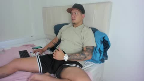 Roberto online show from 12/05/24, 01:06