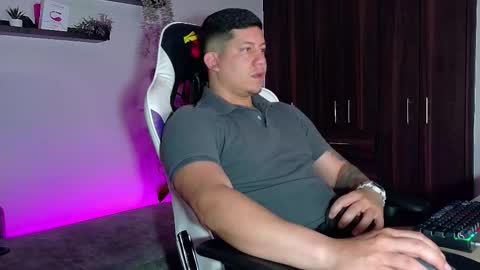 Roberto online show from 12/19/25, 11:39