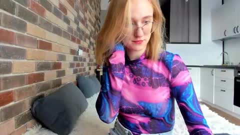 Snapshot of _ruby_kim chatting on 09/30/25, 12:32 Ruby online show from 09/30/25, 12:32