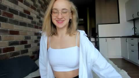 Snapshot of _ruby_kim chatting on 10/04/25, 06:11 Ruby online show from 10/04/25, 06:11