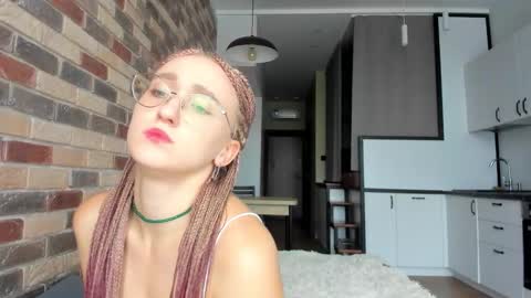 Snapshot of _ruby_kim chatting on 10/14/25, 10:16 Ruby online show from 10/14/25, 10:16