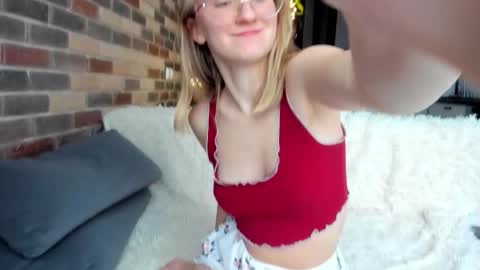 Snapshot of _ruby_kim chatting on 01/11/26, 12:10 Ruby online show from 01/11/26, 12:10