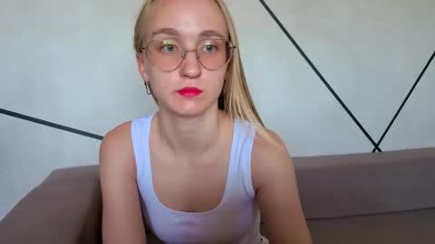 Ruby online show from 06/09/26, 04:57