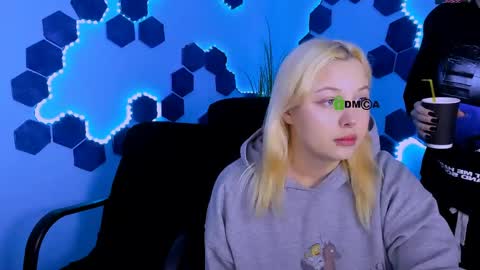 sabrina  online show from 03/18/26, 09:34