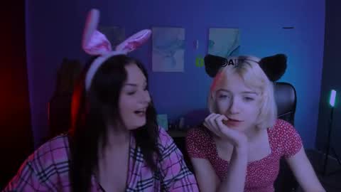 sabrina  online show from 03/28/26, 09:42