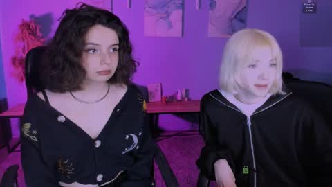 sabrina  online show from 04/23/26, 08:46