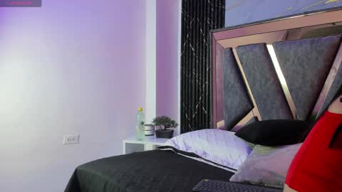 _salome_xx online show from 04/01/26, 02:34