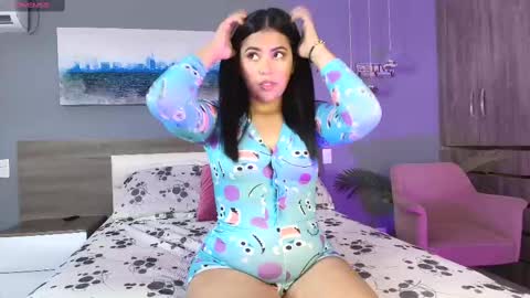 Snapshot of _samantagomez chatting on 03/11/25, 11:33 _samantagomez online show from 03/11/25, 11:33