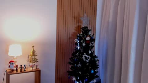 Sam   --- next stream 1 dic  food and vino show . online show from 12/14/24, 12:33