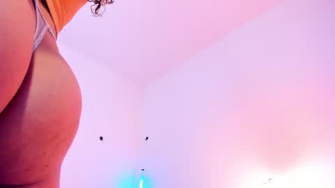 Sam   --- next stream 1 dic  food and vino show . online show from 01/31/25, 06:36