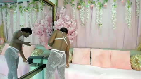 Snapshot of _samylove_ chatting on 04/26/26, 10:57 Sammy online show from 04/26/26, 10:57