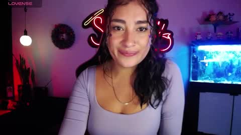 Snapshot of _santalove_ chatting on 12/29/24, 08:37 SantaLove online show from 12/29/24, 08:37