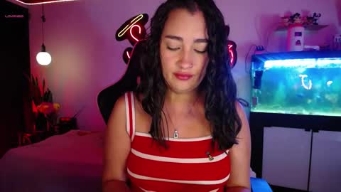 Snapshot of _santalove_ chatting on 01/17/25, 07:16 SantaLove online show from 01/17/25, 07:16