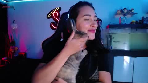 Snapshot of _santalove_ chatting on 01/24/25, 01:56 SantaLove online show from 01/24/25, 01:56