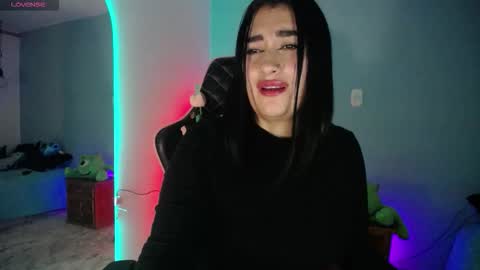 Snapshot of _santalove_ chatting on 02/13/26, 12:17 SantaLove online show from 02/13/26, 12:17