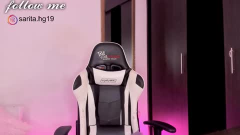 Sara  intagram online show from 01/14/25, 01:15