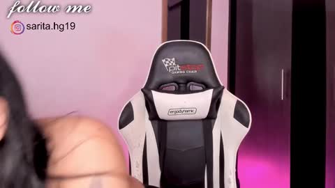 Sara  intagram online show from 01/21/25, 09:57