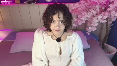 Sara online show from 04/15/26, 03:46
