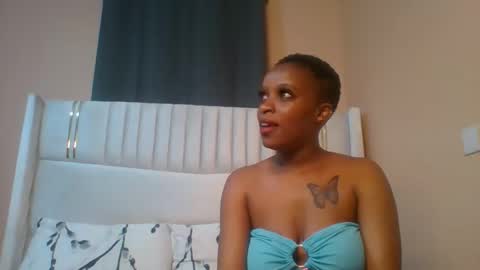 Snapshot of _sassydiva_ chatting on 11/20/25, 11:54 _sassydiva_ online show from 11/20/25, 11:54