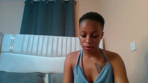 Snapshot of _sassydiva_ chatting on 11/25/25, 11:54 _sassydiva_ online show from 11/25/25, 11:54
