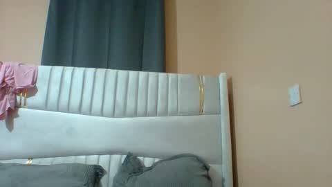 Snapshot of _sassydiva_ chatting on 11/26/25, 12:39 _sassydiva_ online show from 11/26/25, 12:39