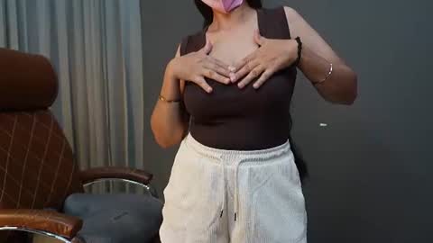 Snapshot of _savy_ chatting on 06/24/26, 07:51 Savreen online show from 06/24/26, 07:51
