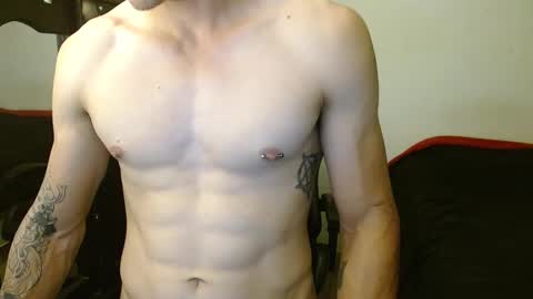 Snapshot of _schnnneider_ chatting on 09/11/25, 03:39 SCHNEIDER online show from 09/11/25, 03:39