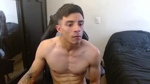 Snapshot of _schnnneider_ chatting on 09/16/25, 04:30 SCHNEIDER online show from 09/16/25, 04:30