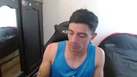 Snapshot of _schnnneider_ chatting on 09/22/25, 06:10 SCHNEIDER online show from 09/22/25, 06:10